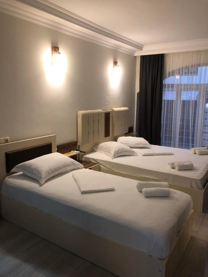 Hotel Dolphin Μπατούμι Εξωτερικό φωτογραφία