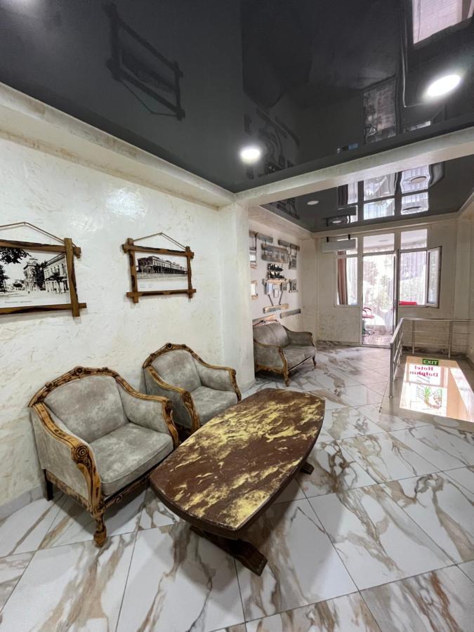 Hotel Dolphin Μπατούμι Εξωτερικό φωτογραφία